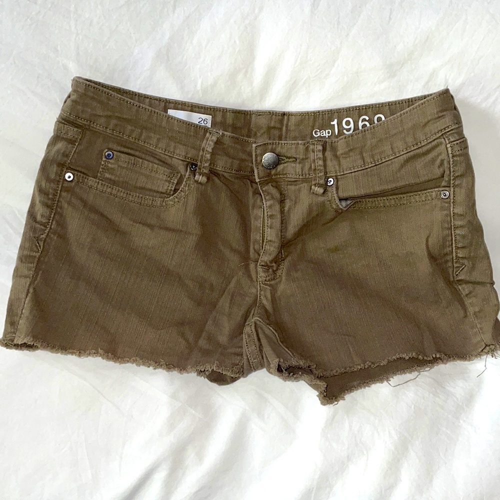 Gap Shorts